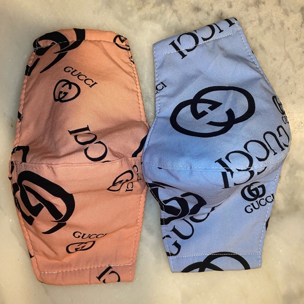 Set of 2 face masks!